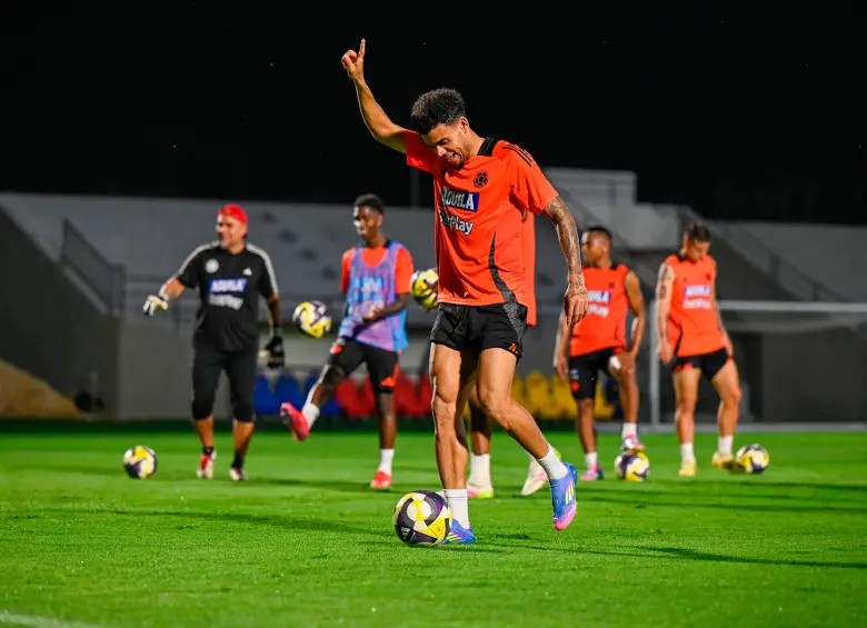 Luis Díaz, uno de los mejores jugadores de Colombia en el fútbol internacional. FOTO: FCF