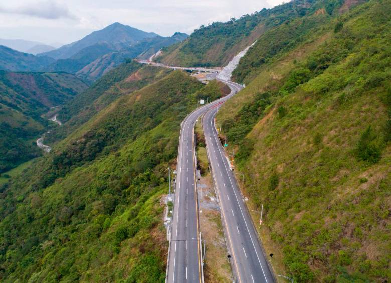 La vía Mar 1 será la tercera 4G que opere en el departamento. Será entregada este viernes. FOTO: CORTESÍA 