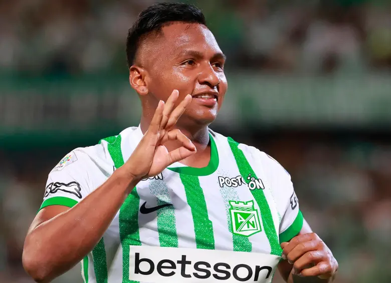 Alfredo Morelos definió con categoría tras una gran jugada colectiva, sellando el 4-0 parcial. Foto: Manuel Saldarriaga Quintero