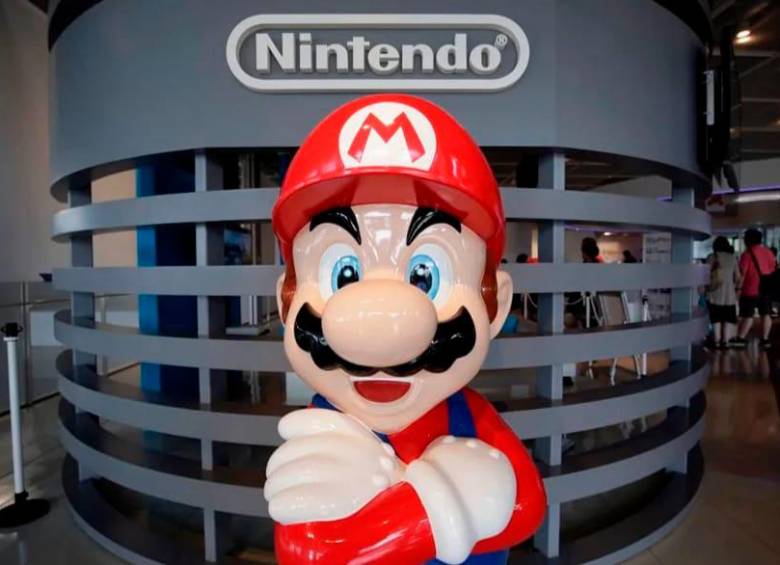 Una figura del personaje del clásico videojuego de Nintendo, Super Mario. FOTO Efe