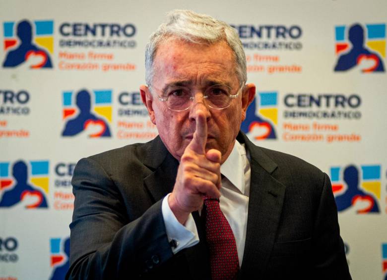 Álvaro Uribe habló sobre la ‘Operación Orión’ y La Escombrera en Medellín. FOTO: GETTY