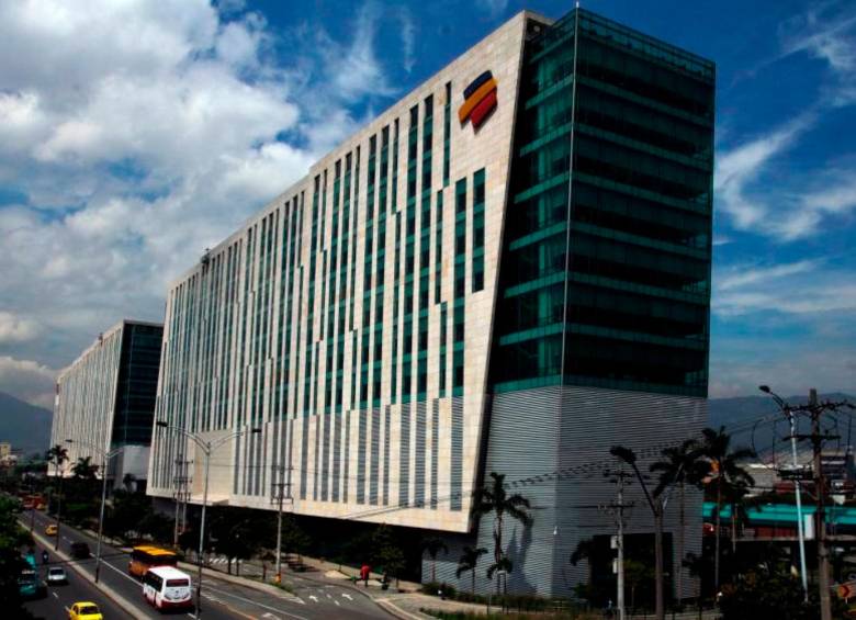 Acción de Bancolombia tocó nuevo máximo histórico de $45.590, luego de las elecciones. FOTO: El Colombiano