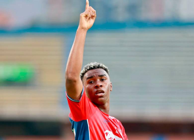 El futbolista Jhon Edwin Montaño, quien llegó al DIM como refuerzo a inicios del 2026, anotó los dos goles del Medellín en el juego de ida contra Vasco. Foto: Manuel Saldarriaga 