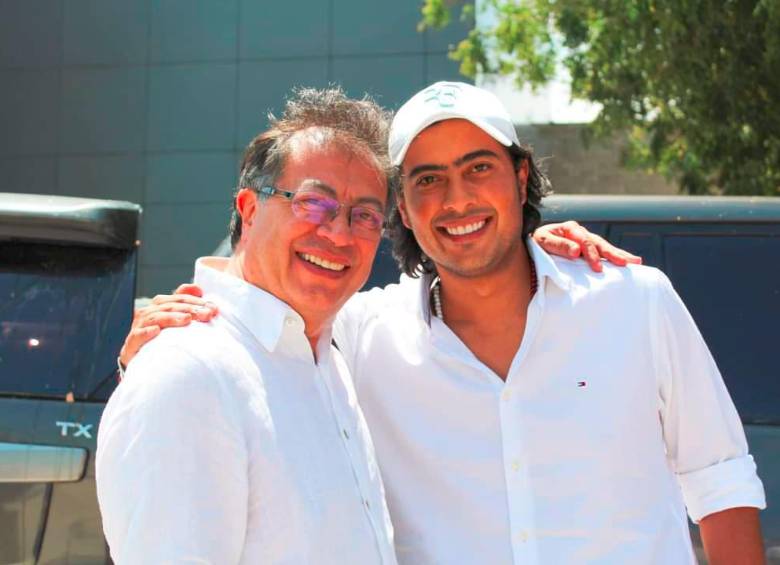 El presidente Gustavo Petro y su hijo, Nicolás Petro