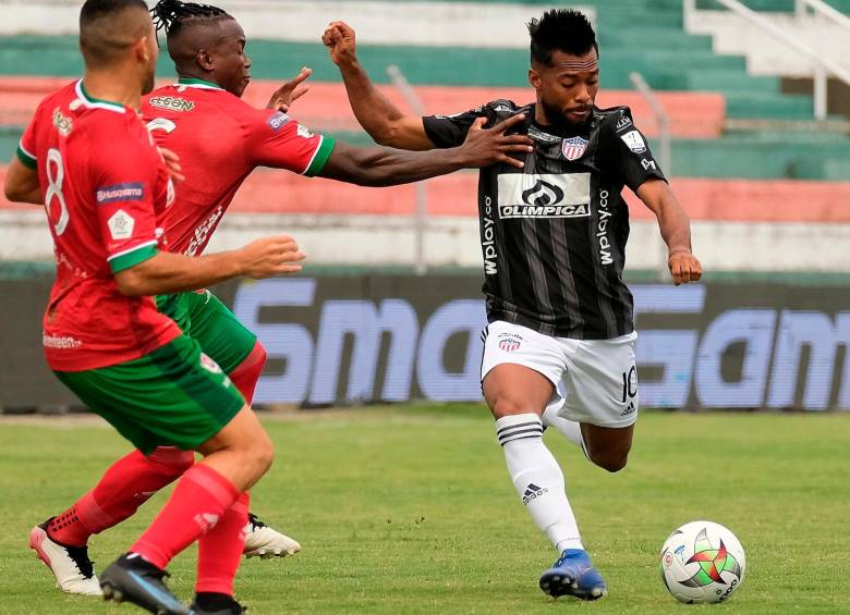 Los futbolistas analizarán la posibilidad de hacer un paro. Foto Dimayor. 