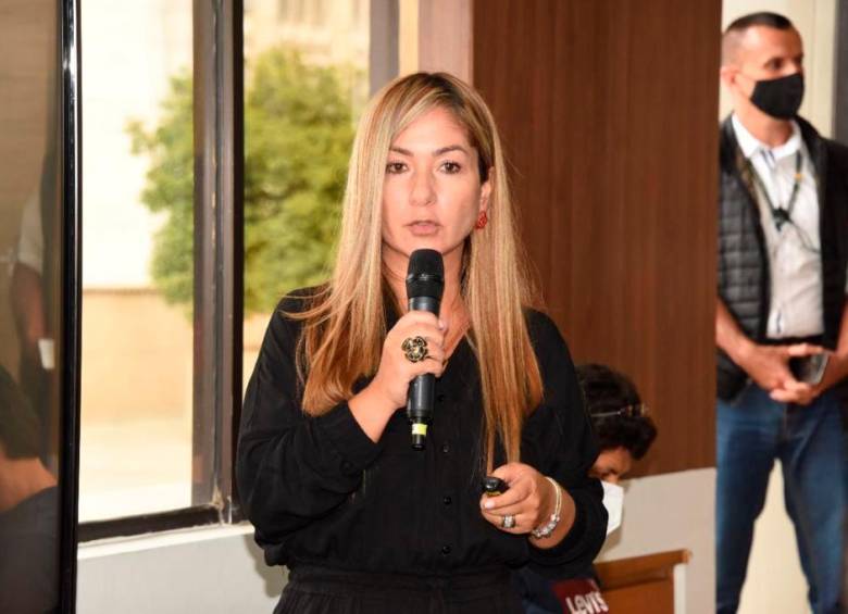 Lina Bustamante se desempeñó como gerente de Savia Salud desde abril de 2022 hasta el pasado viernes 16 de junio, cuando la EPS fue intervenida. FOTO: CORTESÍA GOBERNACIÓN DE ANTIOQUIA