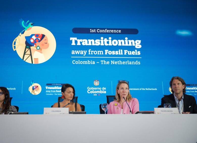 Delegados internacionales y activistas coinciden en Santa Marta en medio del debate global por el futuro de los combustibles fósiles y la transición energética. Foto: Cancillería Colombia