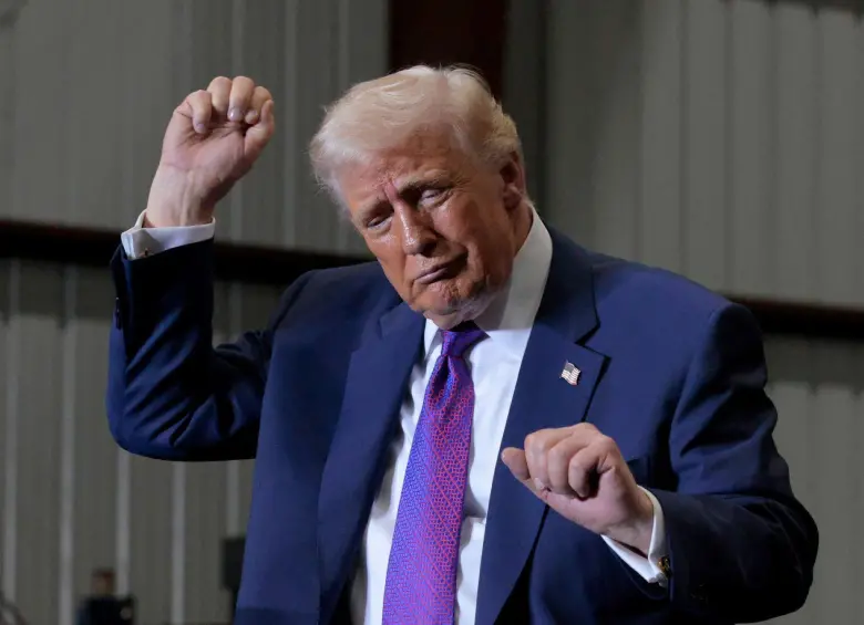 El presidente Donald Trump alardea constantemente que su estado de salud es mejor que el de su antecesor, Joe Biden, pese a ser uno de los jefes de Estado con mayor edad en el mundo. Foto: Getty Images