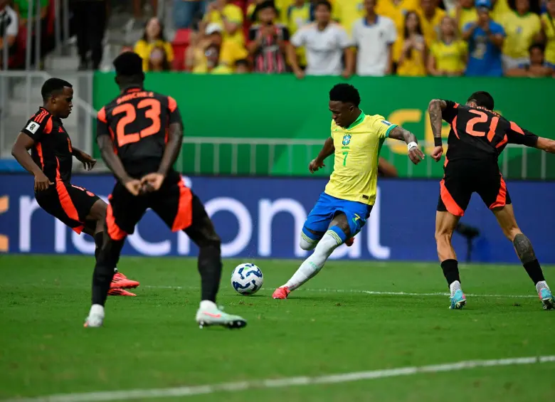 La Selección colombiana sumó su cuarta derrota en los últimos cinco partidos por la Eliminatoria. FOTO: Tomada de X @CONMEBOL