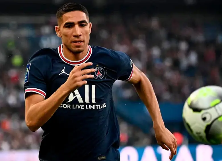 Achraf Hakimi, de 27 años de edad, es una de las figuras del PSG y referente de la selección de Marruecos. FOTO AFP
