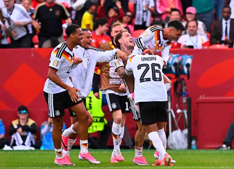 Los cuatro veces campeones del mundo, sufrieron pero al final ganaron 2-1 ante Costa de Marfil, y se clasificaron a la siguiente fase del Mundial de Norteamérica. FOTO GETTY 