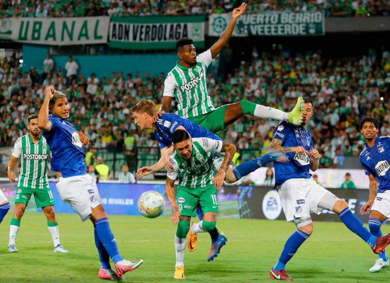 La derrota de Atlético Nacional frente a Millonarios (1-2) en el Atanasio, aumentó el descontento de los verdolagas. FOTO: DIMAYOR.