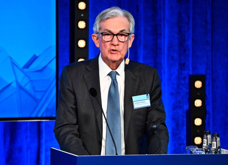 El presidente de la Reserva Federal (Fed), Jerome Powell, defendió la independencia de la entidad y su determinación a reducir la inflación, incluso si los aumentos de los tipos de interés restringen el crecimiento económico y desencadenan críticas políticas, según informó la agencia EFE.