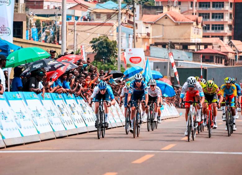 Restrepo sigue causando sensación con su fortaleza al sprint. FOTO X-Polti Kometa