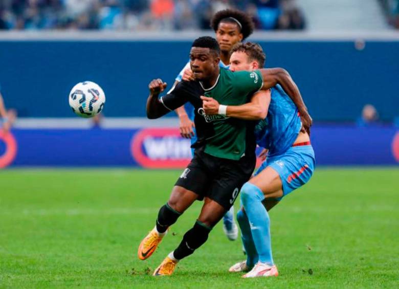 El delantero colombiano Jhon Córdoba volvió a marcar con el Krasnodar en Rusia y es uno de los posibles convocados por Néstor Lorenzo para los duelos de marzo ante Croacia y Francia. FOTO GETTY 