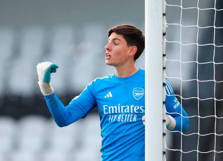 El arquero Alexei Rojas tiene contrato con el Arsenal de Inglaterra hasta junio del 2026. FOTO: GETTY