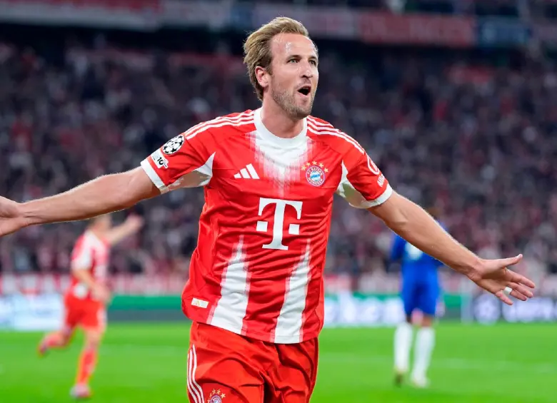 Harry Kane, del Bayern de Múnich de Alemania, llegó a 100 goles con el elenco bávaro en 5 partidos el 30 de septiembre pasado. FOTO GETTY