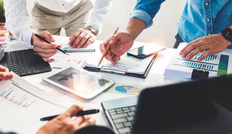 Michael Page identificó 8 hábitos que marcan la diferencia en el entorno laboral y ayudan a mejorar tu productividad sin trabajar de más. FOTO: SHUTTERSTOCK