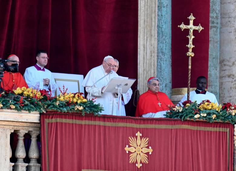 El papa se refirió a la guerra de Ucrania en su mensaje de Navidad. Foto: Efe
