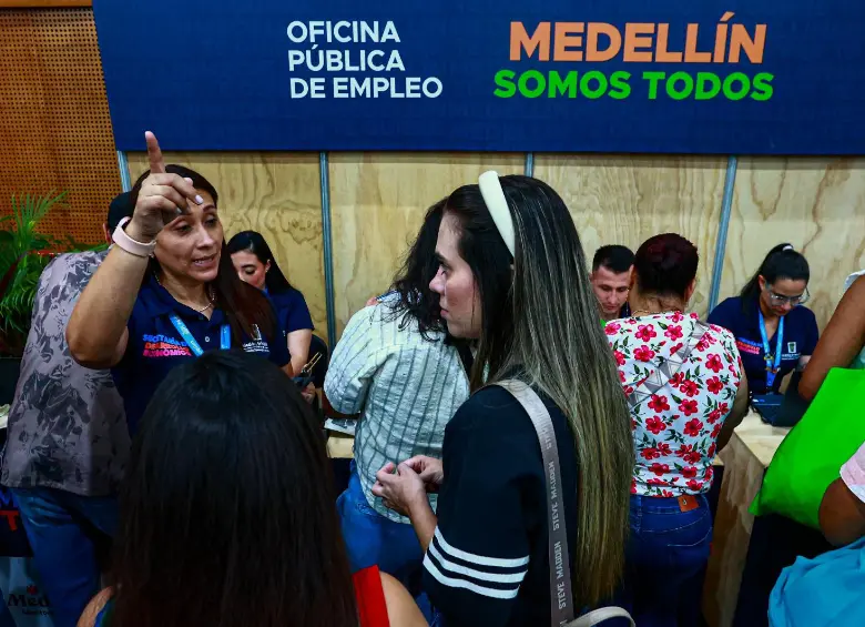 La tasa de ocupación llegó a 58,6% (subió 0,8 puntos) y la tasa global de participación se ubicó en 64,2%. FOTO: Manuel Saldarriaga