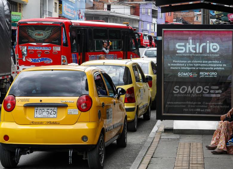Los transportadores de Rionegro se oponen a la implementación de un nuevo sistema de transporte. FOTO: MANUEL SALDARRIAGA