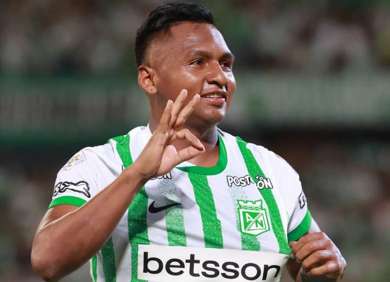 Alfredo Morelos, jugador cedido a Atlético Nacional, fue citado por el Santos para presentarse en la pretemporada, sin embargo, el jugador se ha negado y ha acusado al club brasilero de una deuda. Foto: Manuel Saldarriaga Quintero