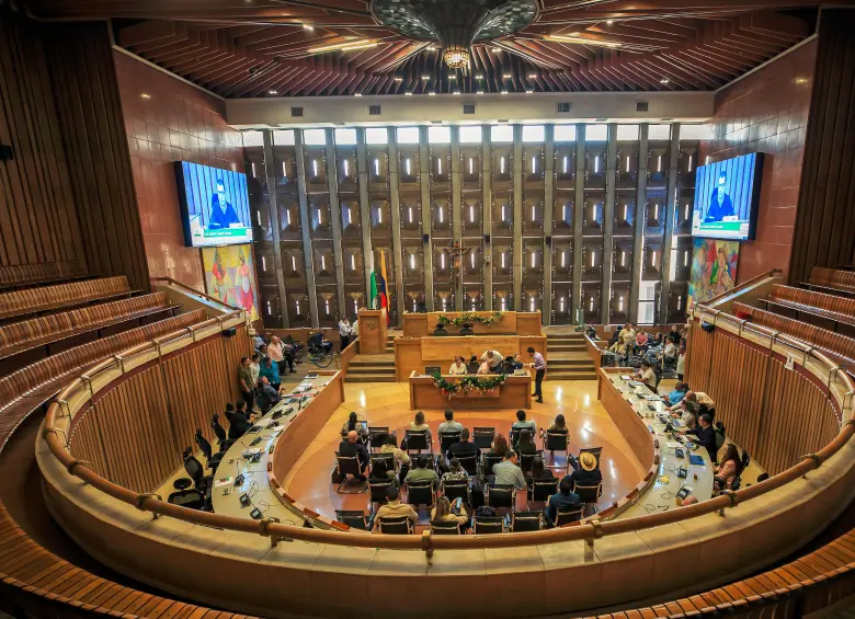 La Asamblea de Antioquia dio vía libre al presupuesto de 2026, con un incremento de más de 6 billones del mismo. FOTO: CAMILO SUÁREZ