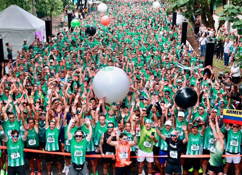El Grandeza Run Fest fue un río de camisas verdes. FOTOS MANUEL SALDARRIAGA