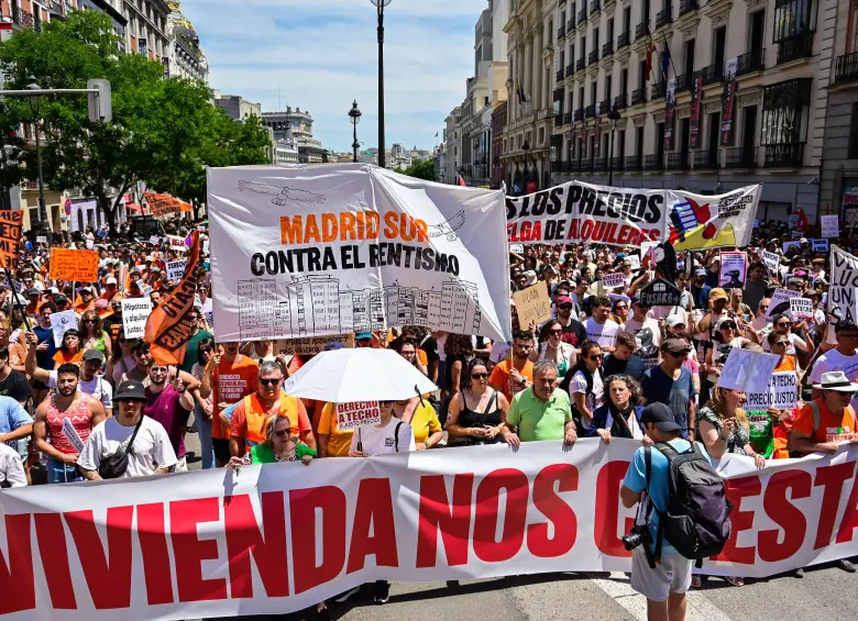 Madrid se convierte en el epicentro del descontento ciudadano por los altos precios de arriendos en España. FOTO: AFP.