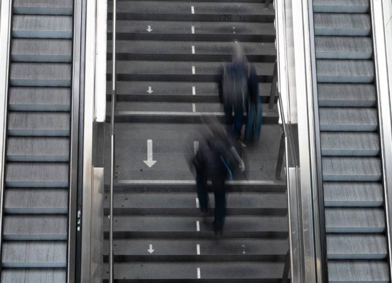 Actividad física cotidiana como subir escaleras contribuye a mejorar la salud cardiovascular y la condición física. FOTO Markus Lenhardt / dpa Picture-Alliance via AFP