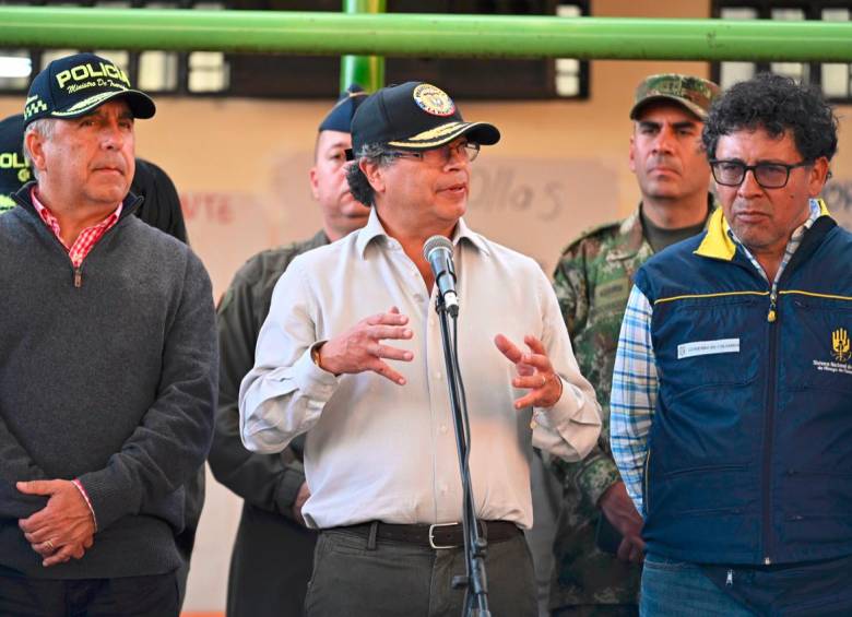El presidente Gustavo Petro le prometió a los habitantes del Cauca y Popayán la construcción de una doble calzada para el sur del país. FOTO: Cortesía Presidencia