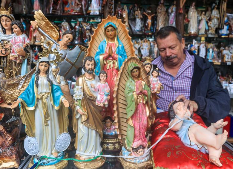 El mal momento del comercio religioso en Medellín: ni Semana Santa mejoró las ventas