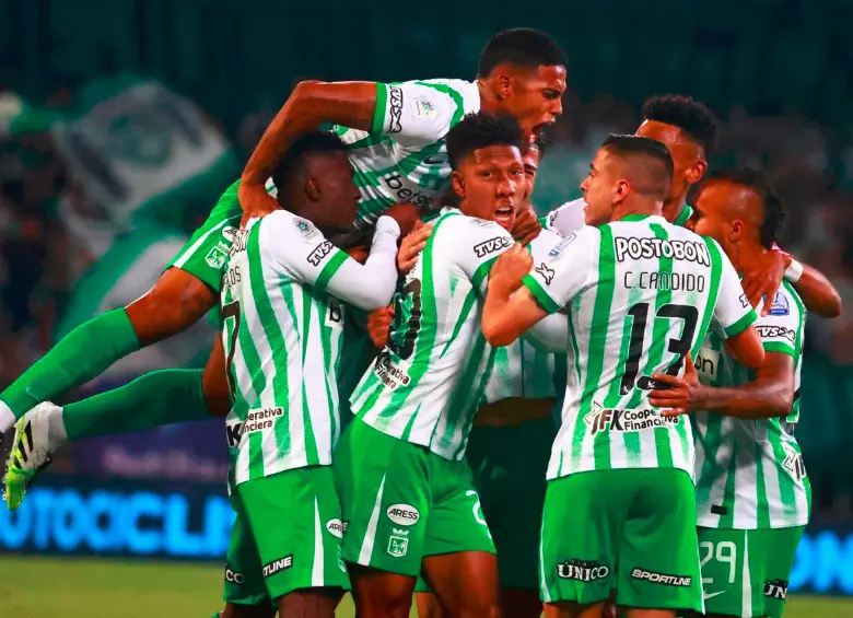 Este fue uno de los festejos de Nacional en el clásico. FOTO MANUEL SALDARRIAGA