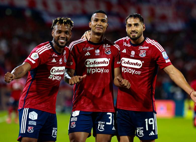 Los futbolistas Léyser Chaverra, Diego Moreno y Francisco Fydriszewski son titulares en Tunja. FOTO: MANUEL SALDARRIAGA