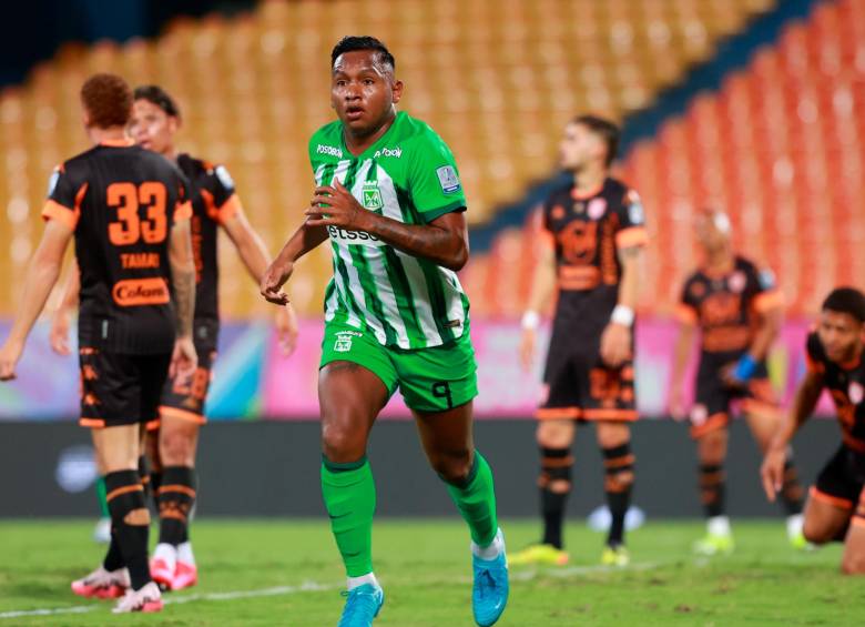 Atlético Nacional volvió a celebrar una victoria en el Atanasio Girardot. Lo hizo por la fecha 14 de la Liga Betplay-2. FOTO MANUEL SALDARRIAGA