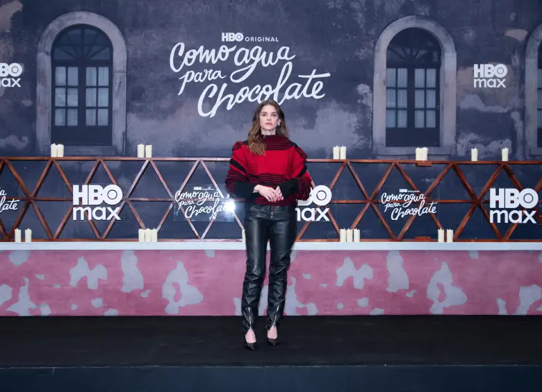 La actriz Irene Azuela, quien interpreta a Mamá Elena, en el lanzamiento de la segunda temporada. FOTO Cortesía HBO Max