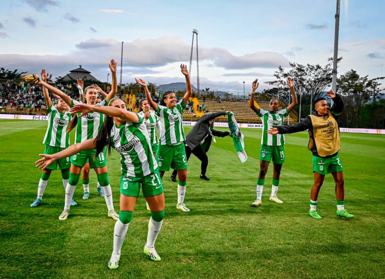 Festejo de Atlético Nacional tras avanzar a la semifinal de la Copa Libertadores Femenina. FOTO ATL