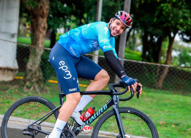 Hodeg es el vigente campeón panamericano de ruta, título que le devolvió confianza tras sufrir un accidente de tránsito el cual por poco lo aleja del deporte. Busca ser profeta en su tierra Montería. FOTO Team Medellín-EPM