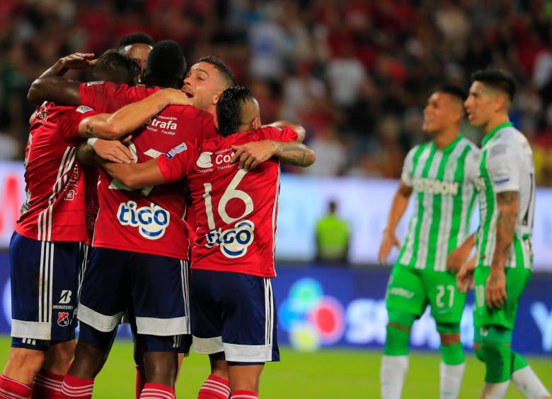 El festejo terminó siendo para el Medellín después de un clásico atractivo y lleno de emociones. FOTO JAIME PÉREZ