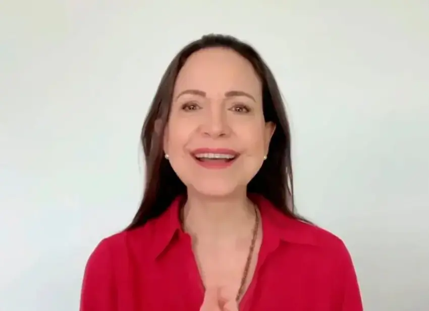 En su intervensión aseguró que el presidente estadounidense Donald Trump está en lo correcto de catalogar a los cárteles venezolanos como organizaciones terroristas. Foto: Cortesía @MariaCorinaYA