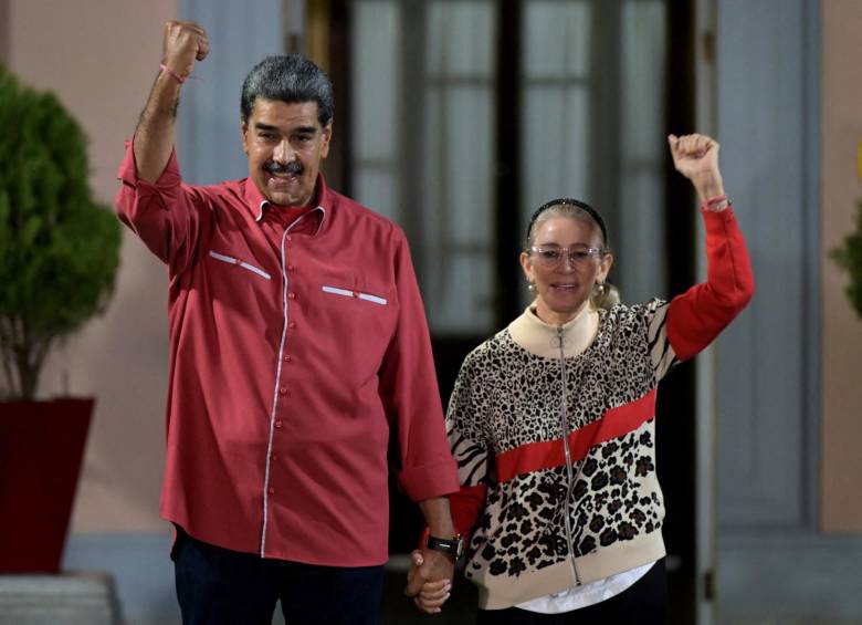 EE. UU. advierte “riesgo extremo de fuga” de la esposa de Maduro, Cilia Flores, y rechaza su prisión domiciliaria