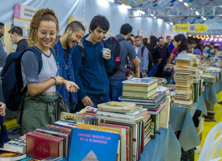 Se volverán a ver estas imágenes en Carlos E. Restrepo con el regreso de la Feria Popular los Días del libro. FOTO Juan Antonio Sánchez.