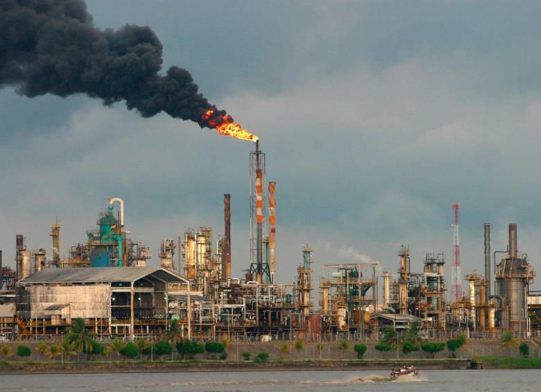 La refinería abastece el 80% de la demanda interna de combustibles del país. FOTO El Colombiano