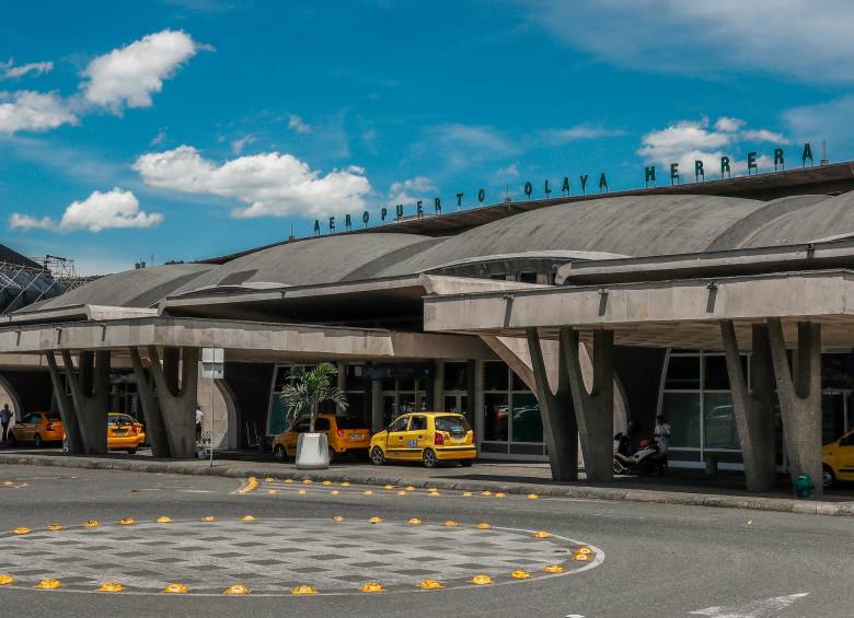 En el aeropuerto Olaya Herrera la operación se encuentra suspendida por las lluvias de las últimas horas. FOTO: ARCHIVO