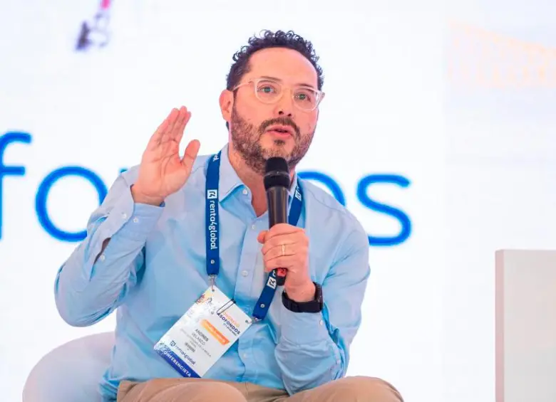 Andrés Velasco, presidente de Asofondos advierte que la reforma elevaría el ahorro necesario para una pensión mínima y reduciría las mesadas futuras. FOTO: COLPRENSA