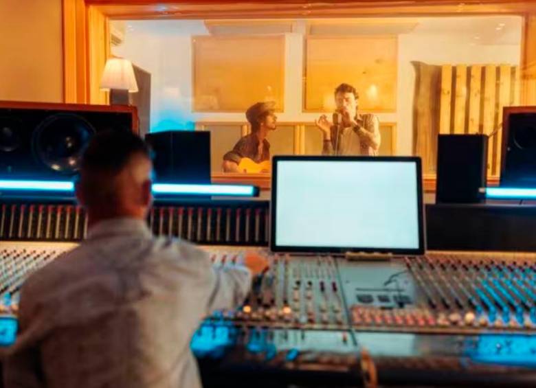 El estrés psicosocial que acompaña a la fama puede tener relación con esto. FOTO: Europa Press