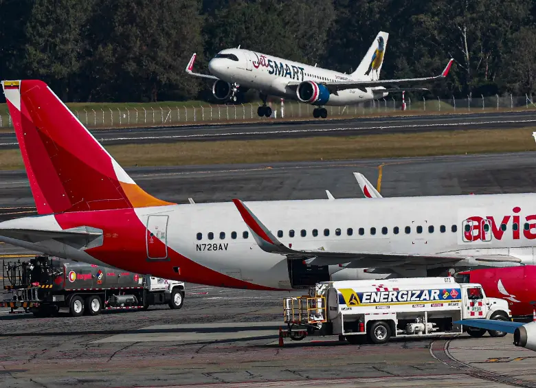 La Aeronáutica Civil de Colombia (Aerocivil) emitió una importante advertencia a los pasajeros aéreos colombianos sobre posibles modificaciones en los itinerarios de vuelo por tormentas solares. FOTO MANUEL SALDARRIAGA