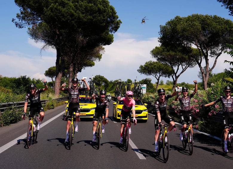 Jonas Vingegaard contó con un gran equipo que le ayudó a confirmar su favoritismo en el Giro de Italia. FOTO X-GIRO