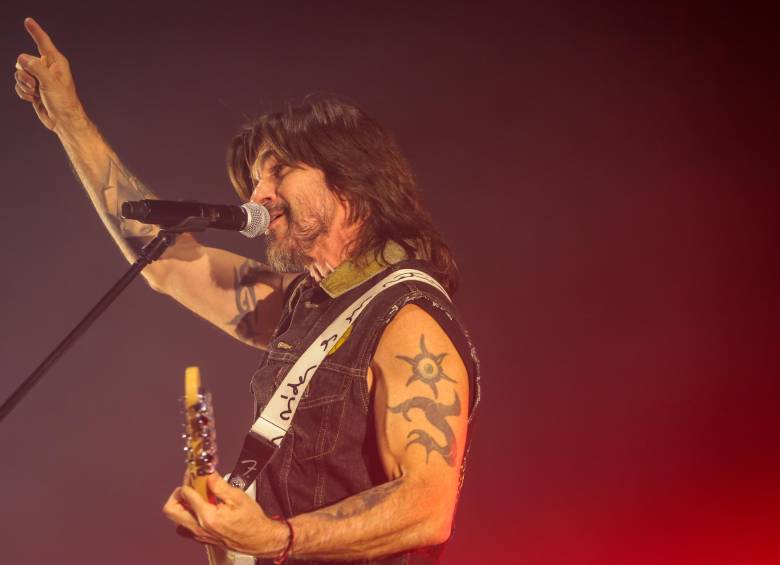 Juanes en su concierto en Bogotá. FOTO Colprensa