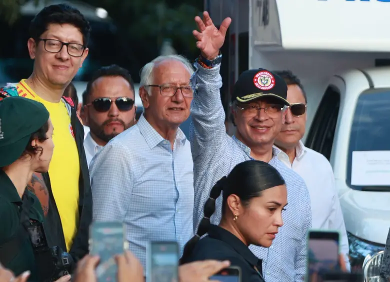 Petro llegó después de más de cinco horas de espera a la UdeA para su “rendición de cuentas” sobre salud 